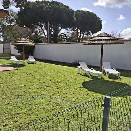 Moderno Y Amplio Chalet, Con Piscina Privada 奇克拉纳－德拉弗龙特拉 外观 照片