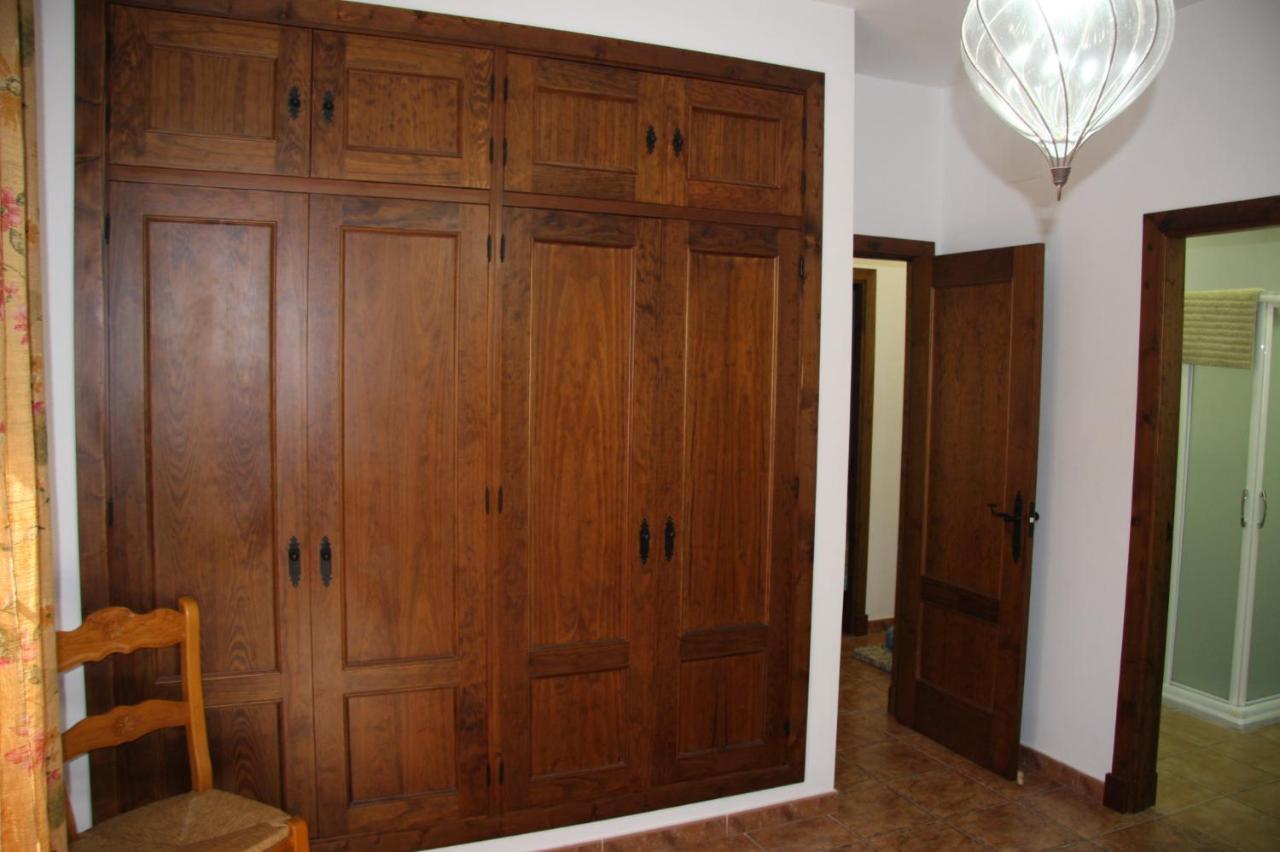 Moderno Y Amplio Chalet, Con Piscina Privada 奇克拉纳－德拉弗龙特拉 外观 照片