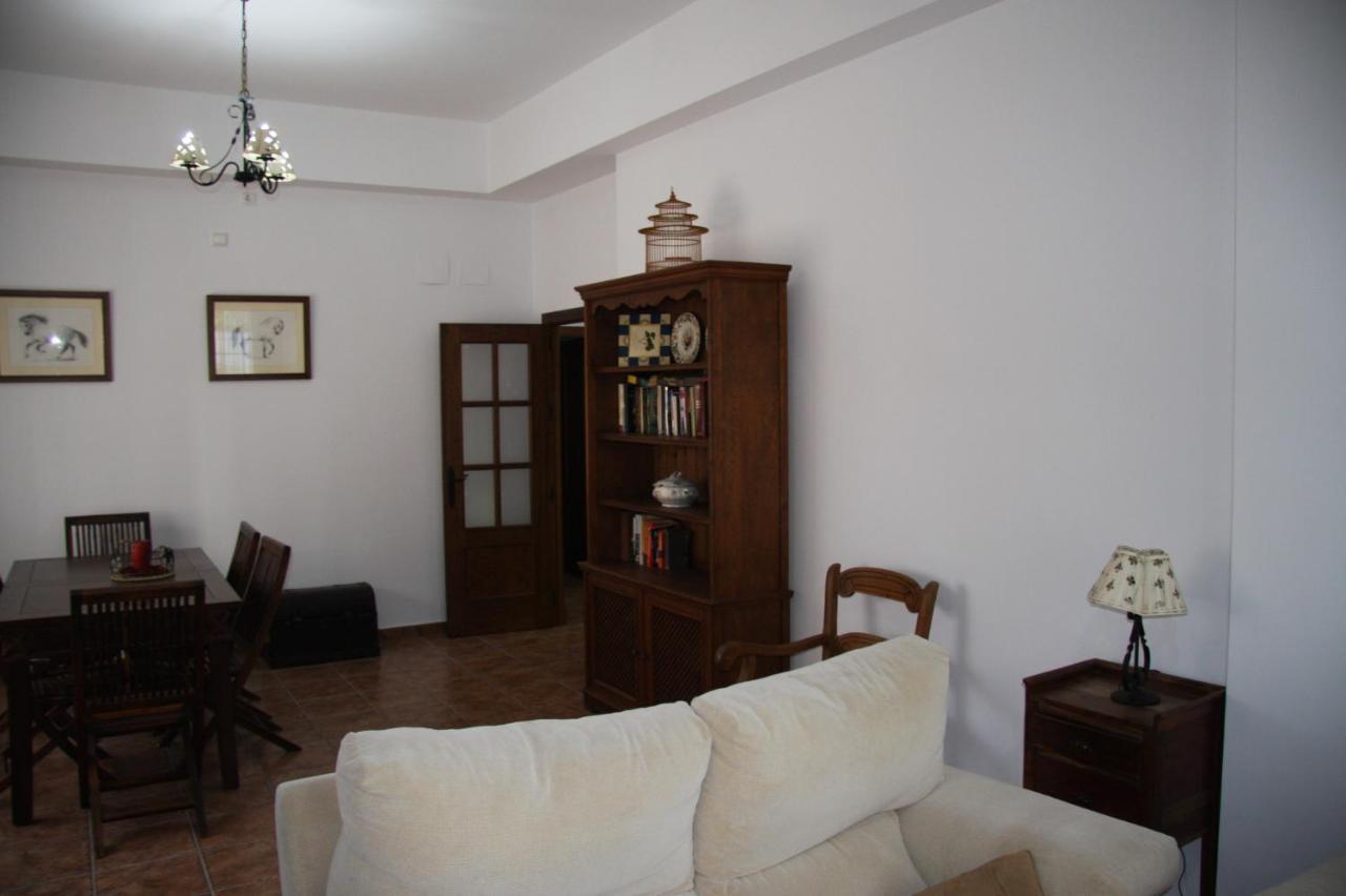 Moderno Y Amplio Chalet, Con Piscina Privada 奇克拉纳－德拉弗龙特拉 外观 照片